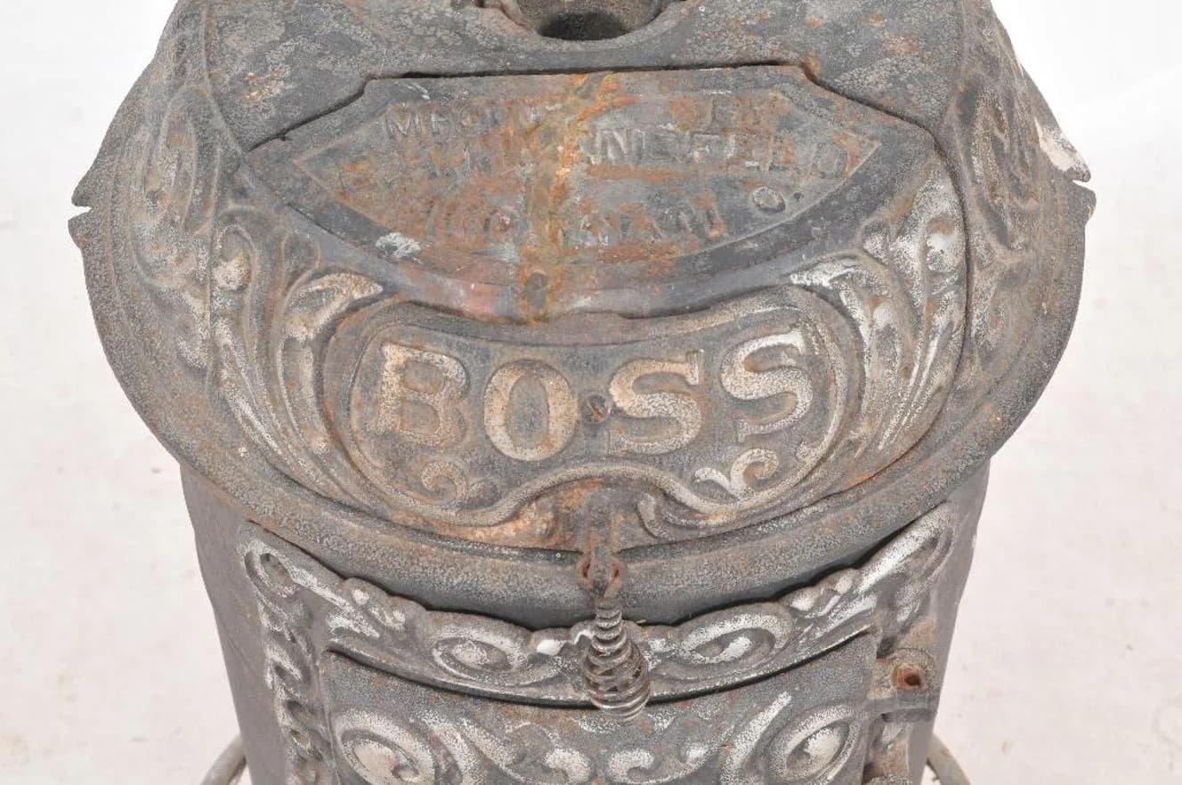 Great Falls Mansion Collection: Premier Furniture, Decor, Rugs, and Art Auction — featured auction photograph