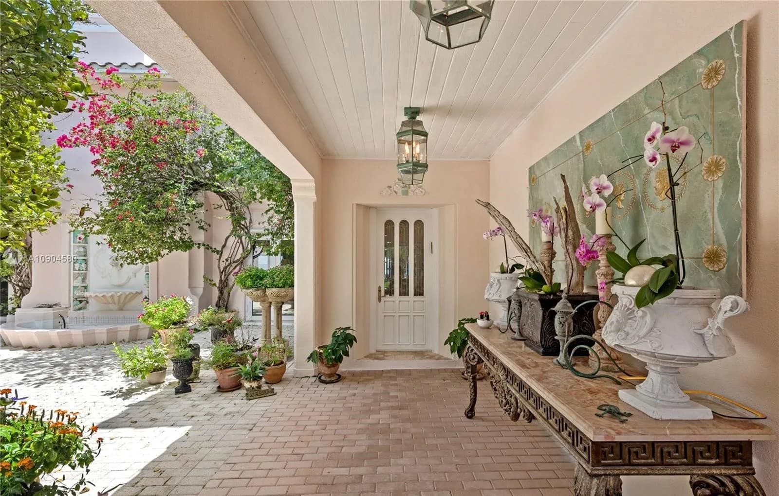 $23 Million Golden Beach Mansion, Downsizing Auction — auction photograph 8