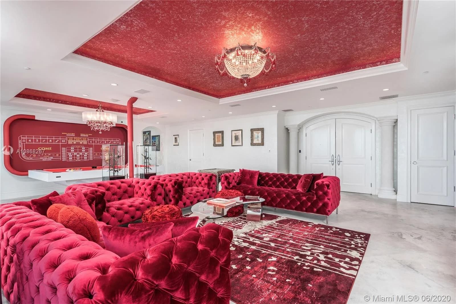 Miami Beach $4.5 M Penthouse, Online Downsizing Auction — auction photograph 7